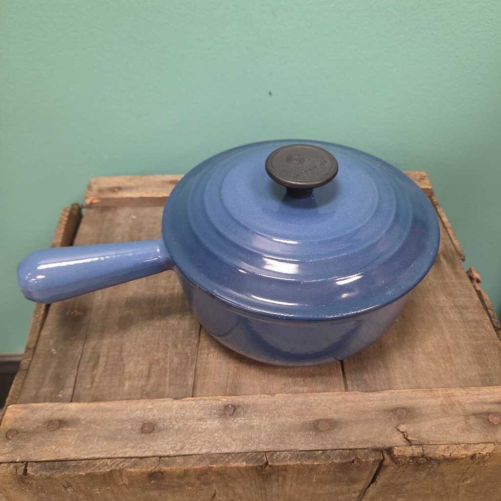 Le Creuset #18 Vintage Cast Iron Blue 2qt Saucepan w/Lid