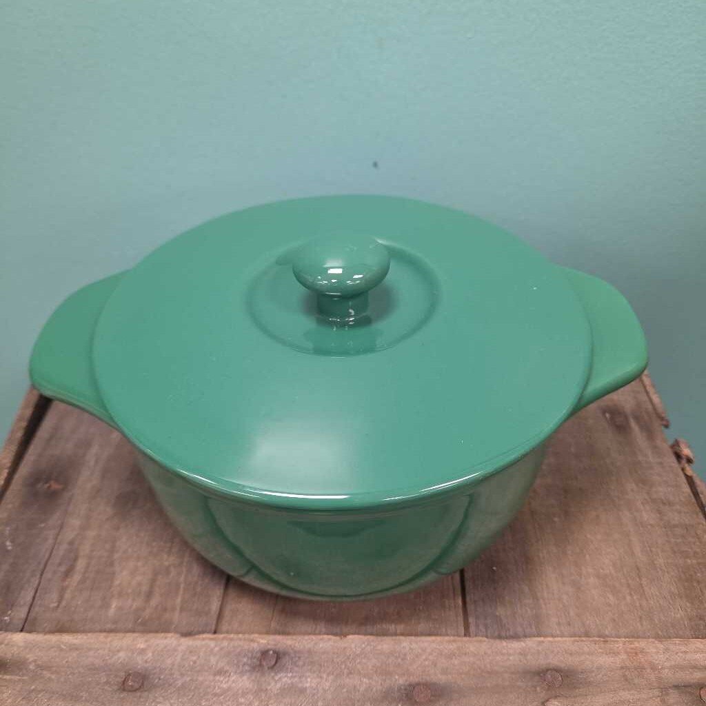 Chantal 1 3/4 Qt. Ceramic Dutch Oven