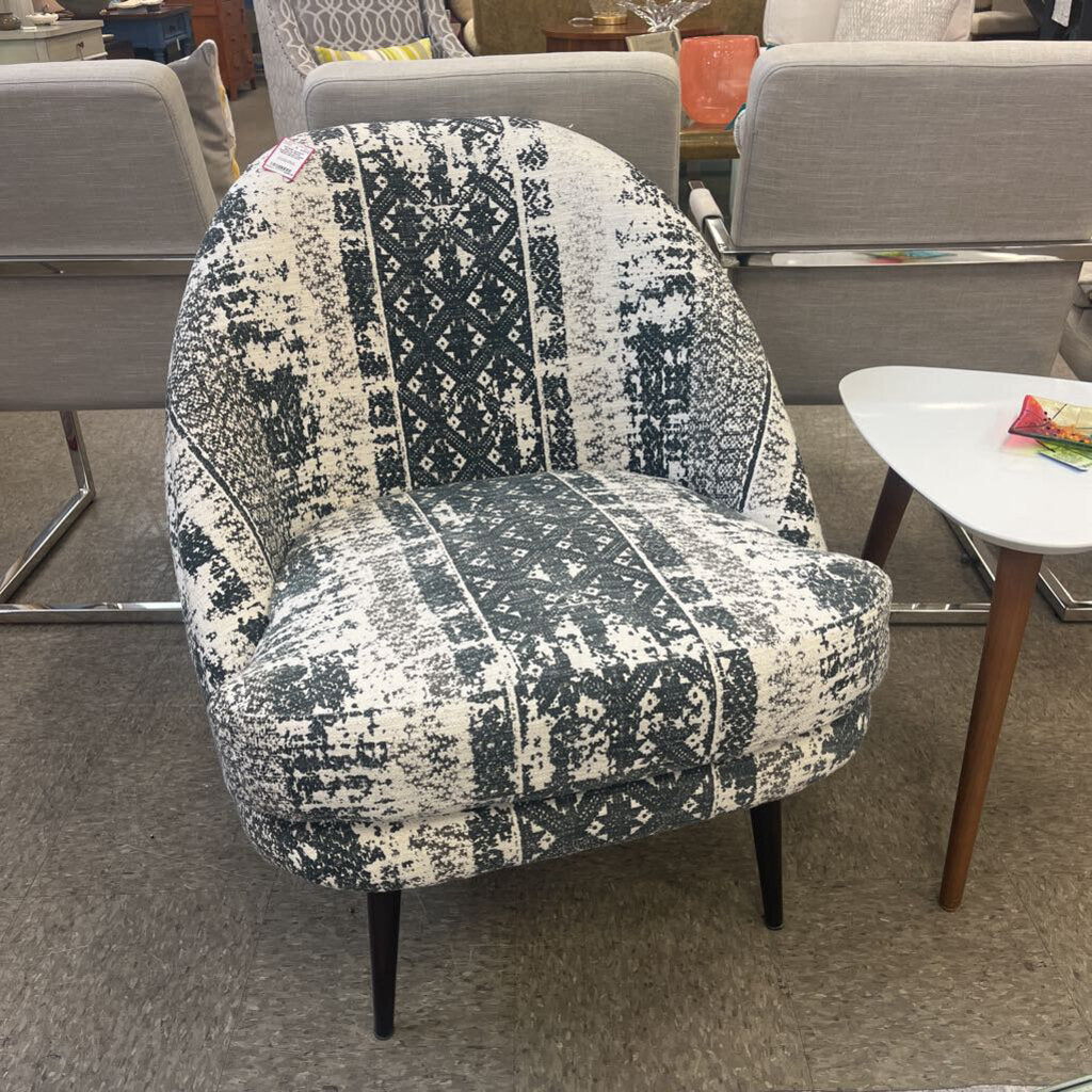 Barrel Back Upholstered Chair