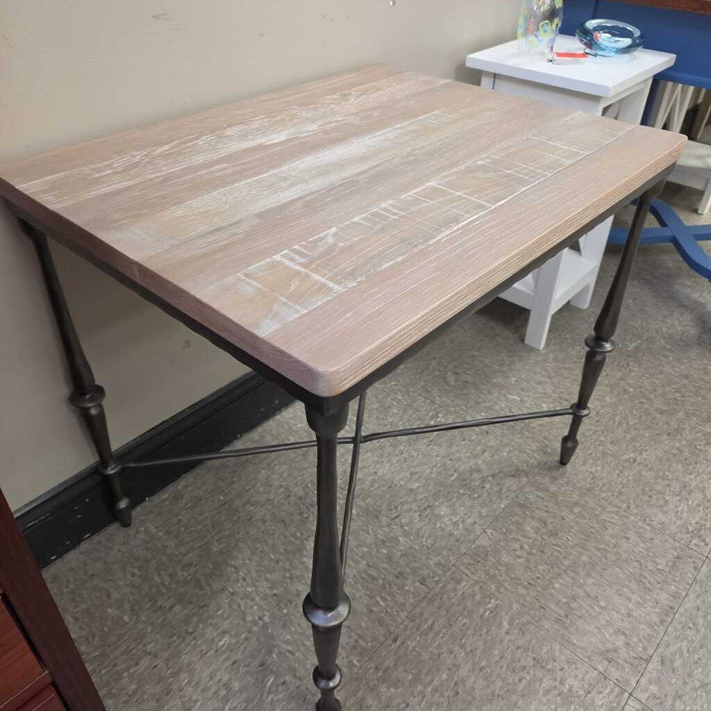 Ethan Allen Oak Top "Albee" End Table (2 Available)