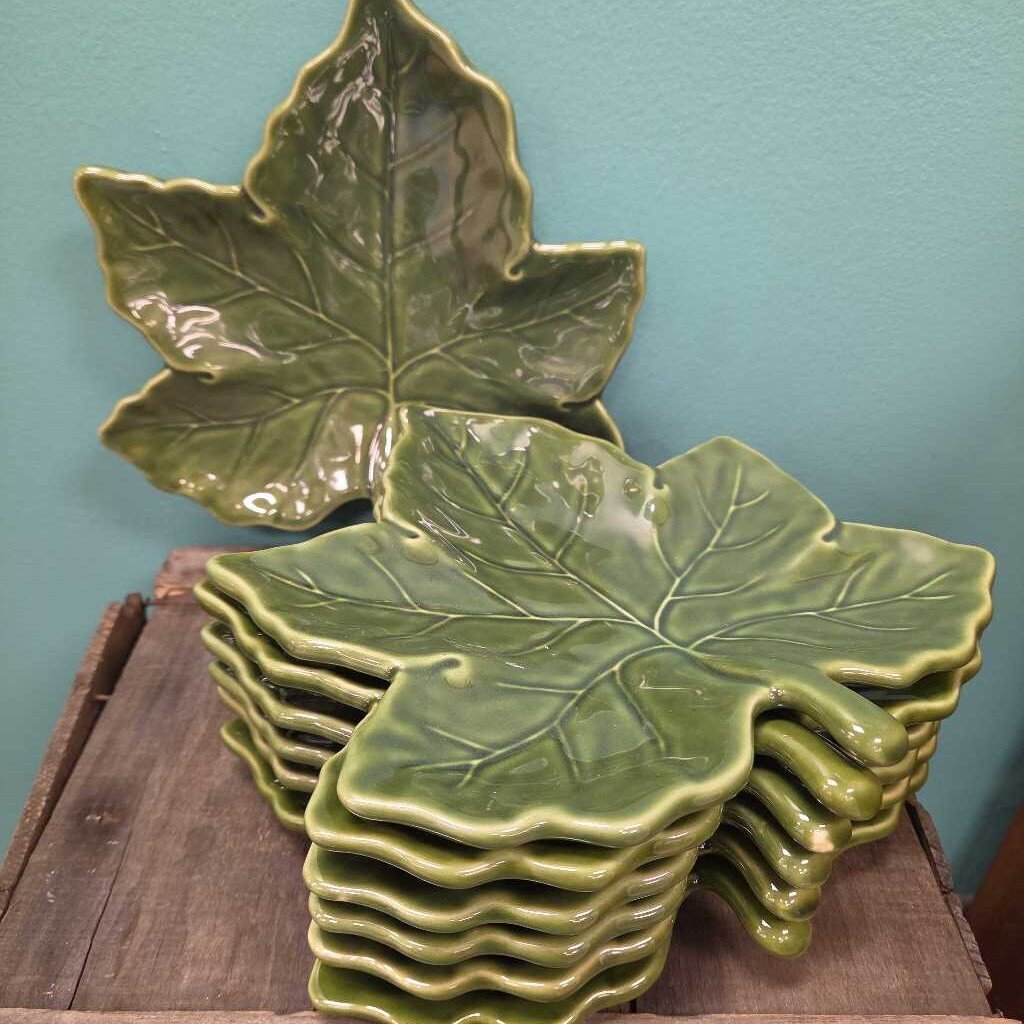 Pottery Barn Green Maple Leaf Salad Plate - Set of 7