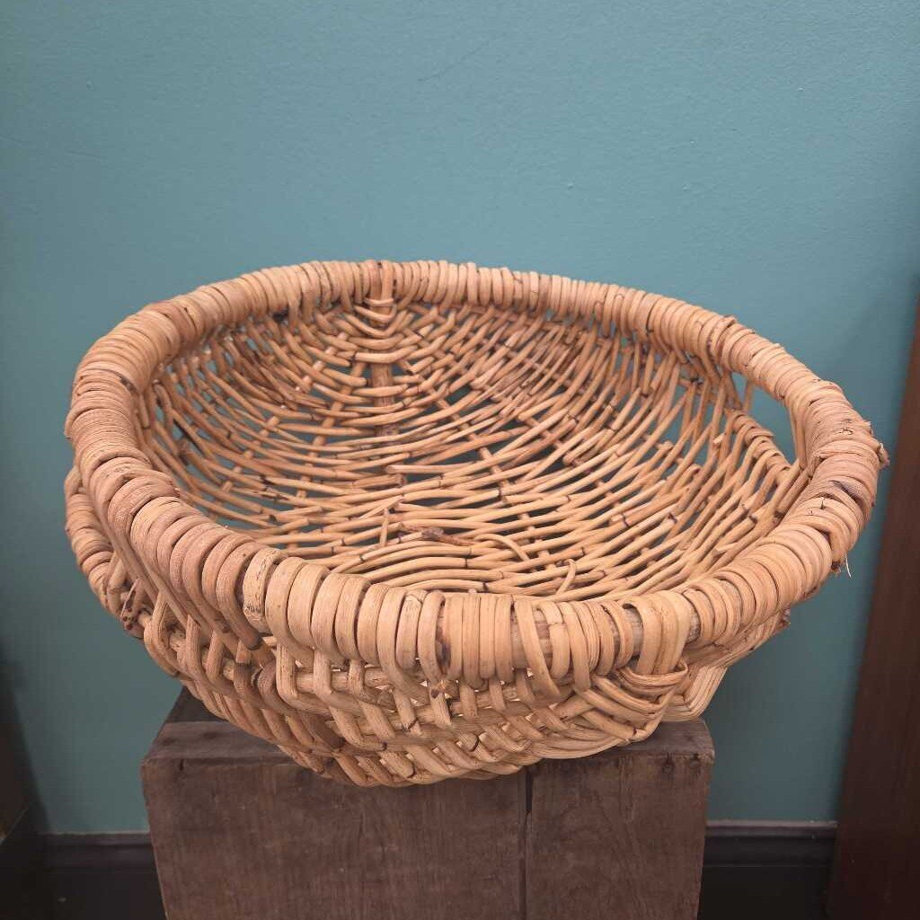 Woven Wicker Round Basket
