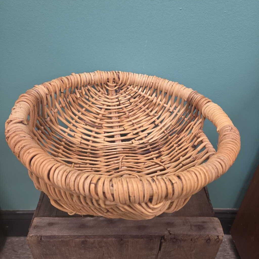 Woven Wicker Round Basket