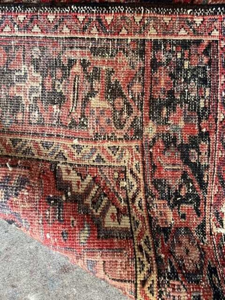 Hand Knotted 100% Wool Persian Area Rug