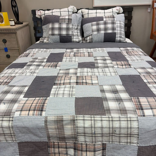 Pillowfort Full/Queen 100% Cotton Comforter & 2 Pillow Shams