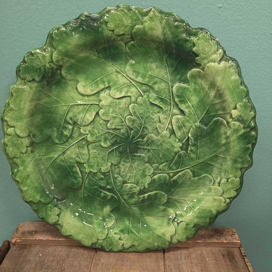 Vietri Foglia Majolica Green Ceramic Leaf Round Serving Platter