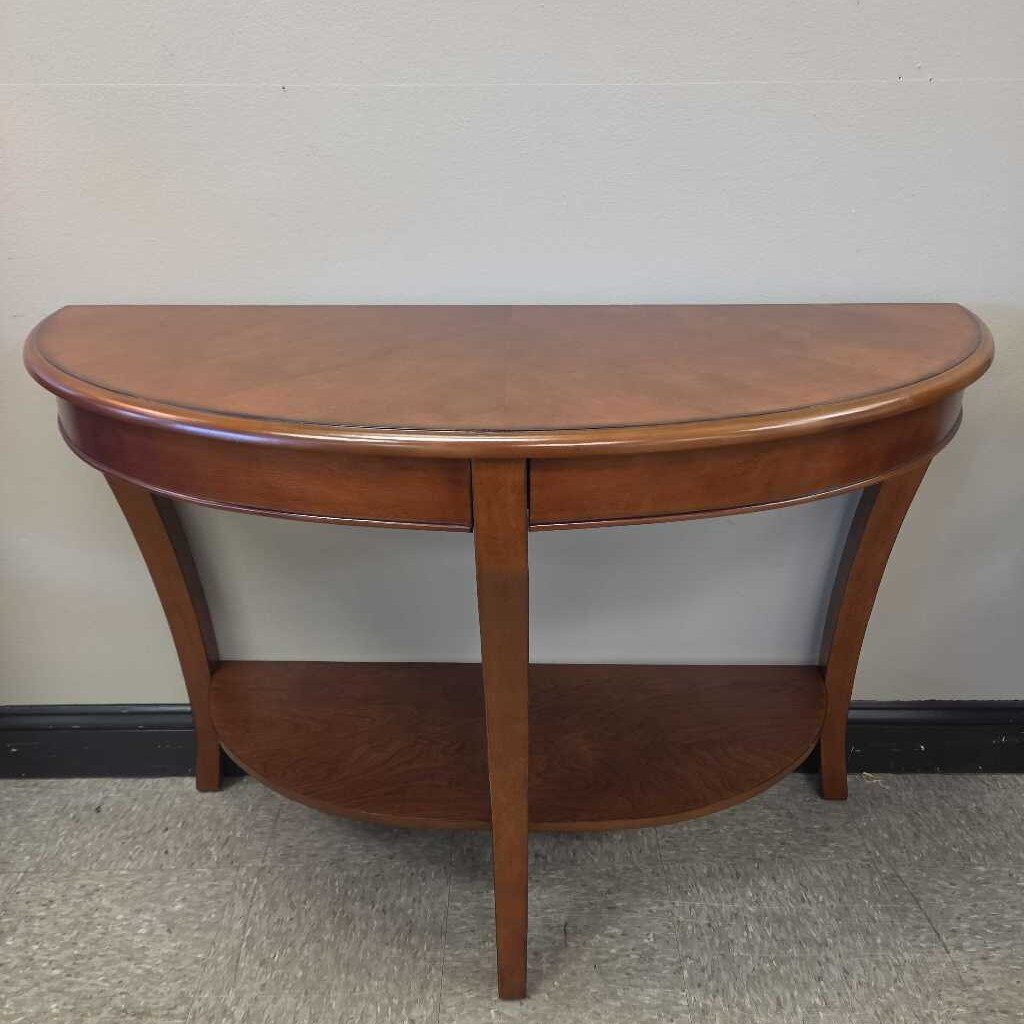 Steve Silver Troy Sofa Table w/Sabered Legs in Medium Cherry Finish