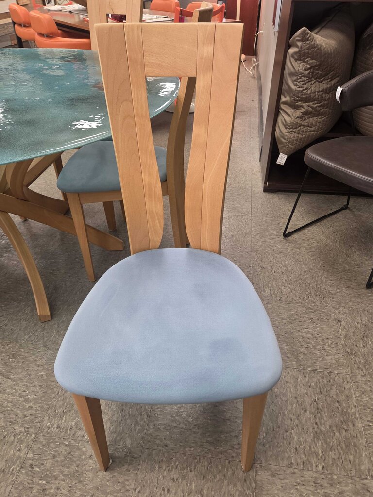 Setlz Antigua Beech Dining Table - Turquoise Glass w/Infused Copper Top (Includes 6 Chairs)