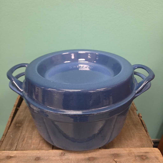 Le Creuset Doufeu Enameled Cast Iron Dutch Oven