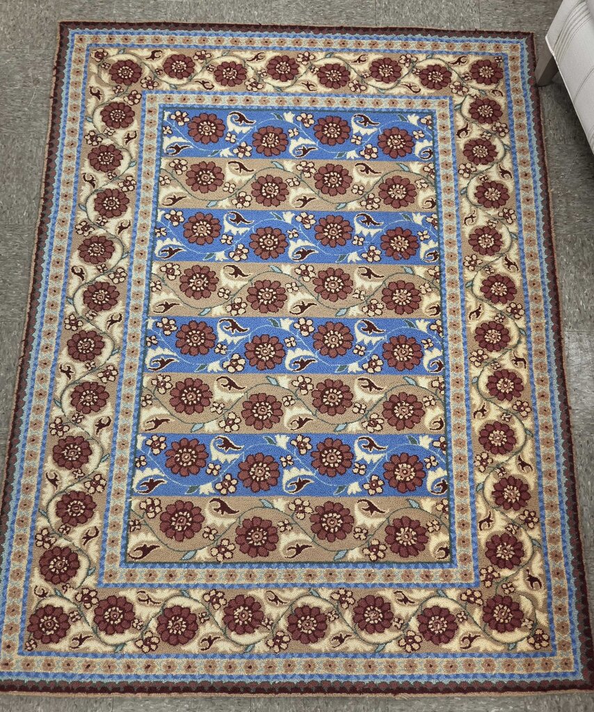 Company C 80% Wool Hand Tufted Pile Area Rug