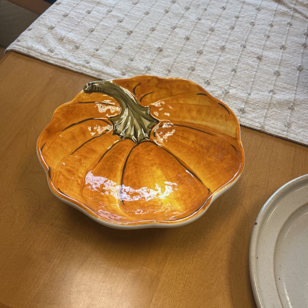 Ceramic Pumpkin Serving Bowl