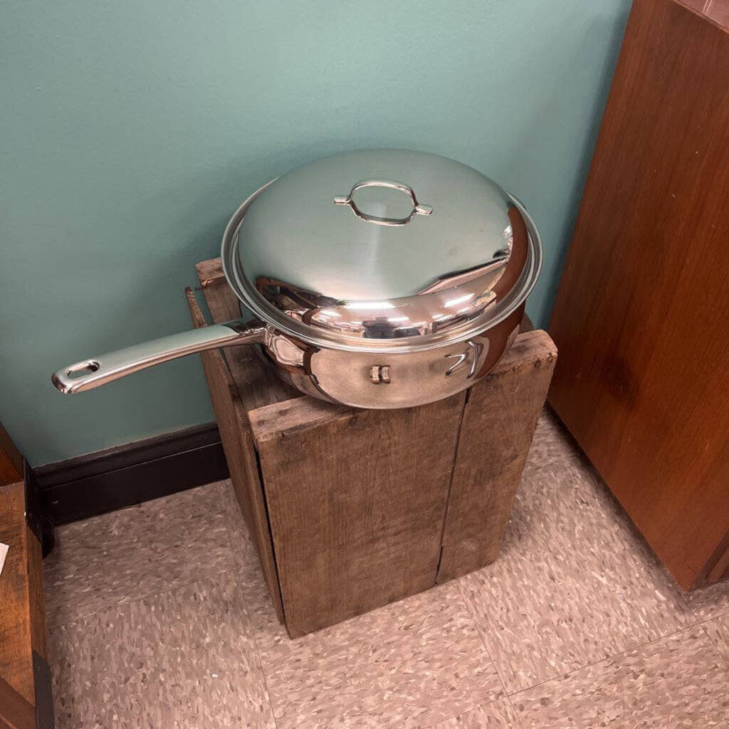 Belgique 12.5" Stainless Steel Skillet with Lid