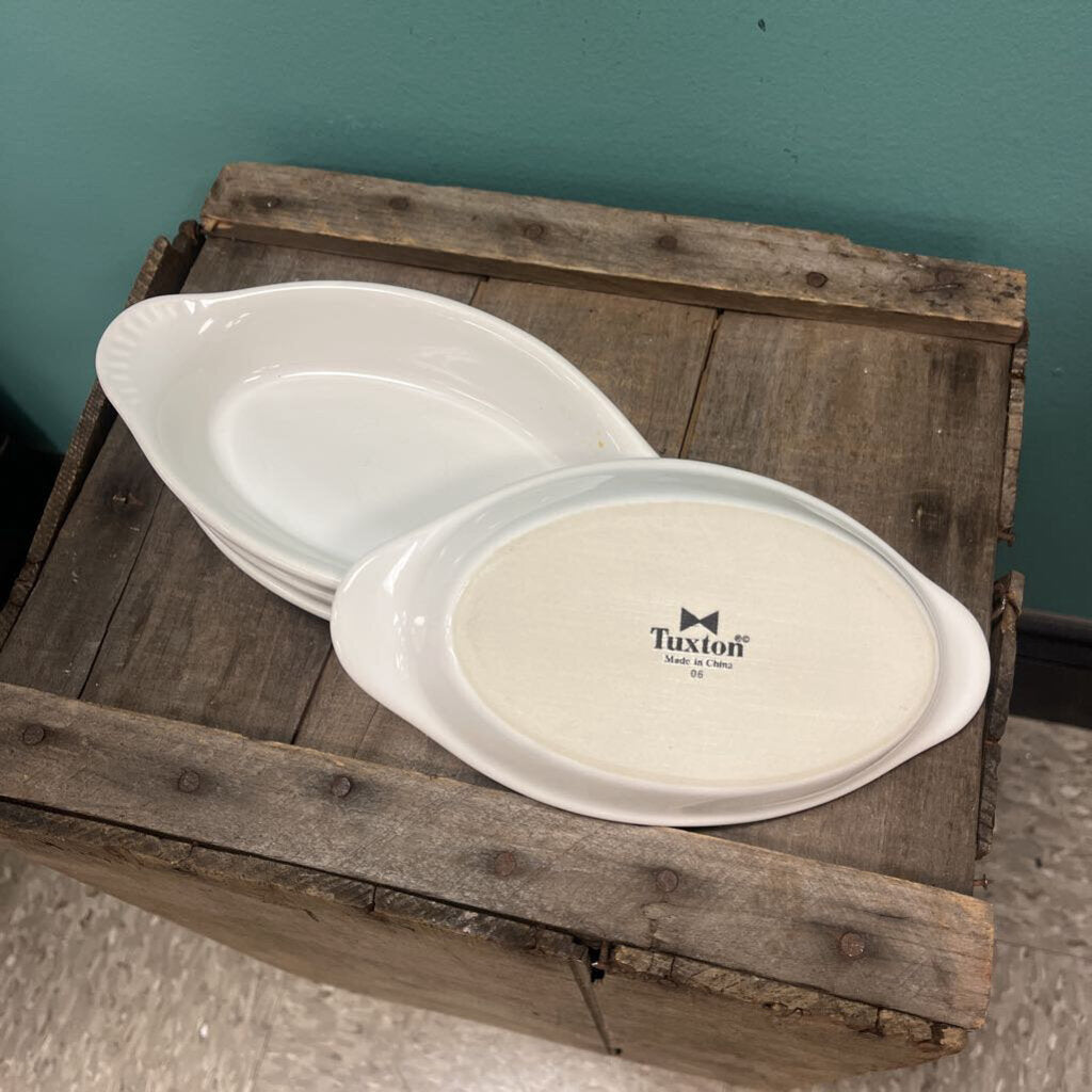 Tuxton China Oval Rarebit Ceramic Oven Safe Dish set (x4)