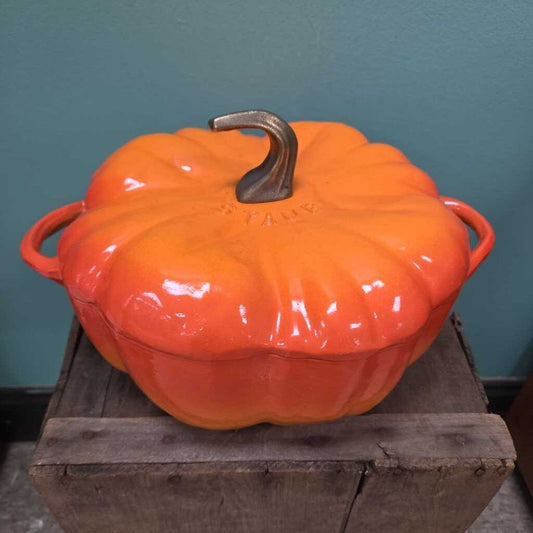 STAUB 3.5 Qt Cast Iron Pumpkin Casserole Dish