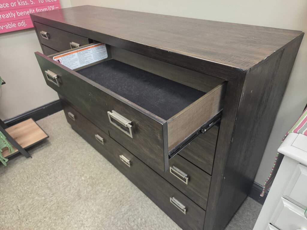 Ashley Furniture "Hyndel" Espresso 8-Drawer Dresser