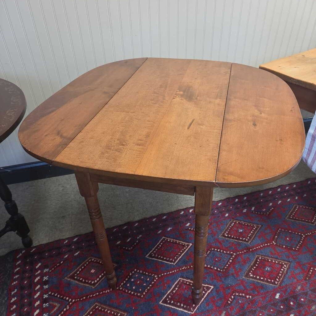 Vintage Maple Drop Lead Dining Table