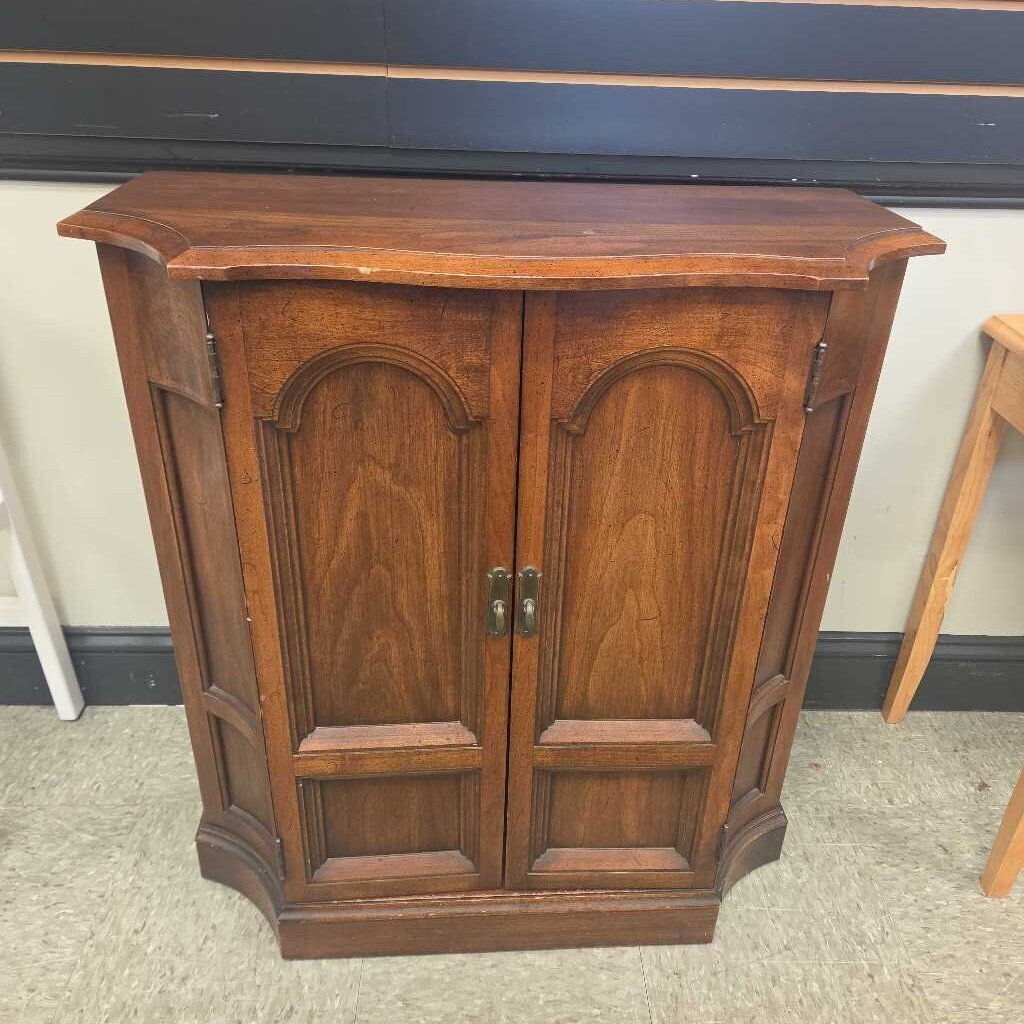 Maddox Table Co. Vintage Solid Wood Liquor Cabinet