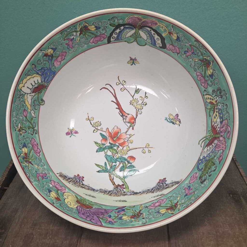 Chinese Famille Rose Porcelain Bowl with Floral and Butterfly Motifs
