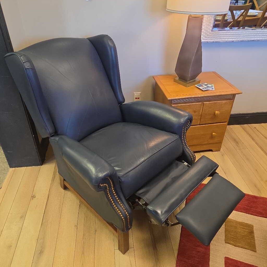 Lay-Z-Boys Classics Leather Wingback Reclining Chair with Nailhead Trim