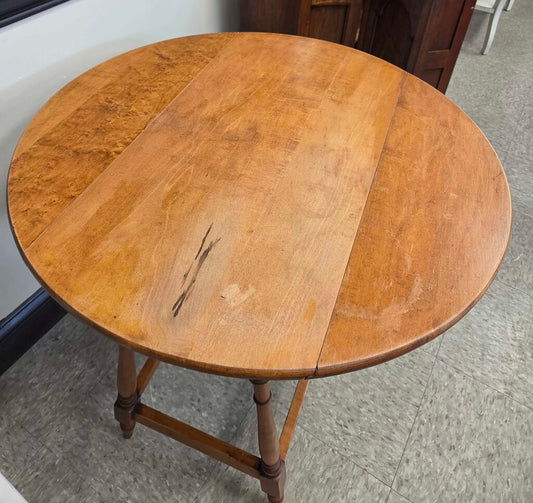 Vintage Round Maple Drop Leaf Table with Turned Legs