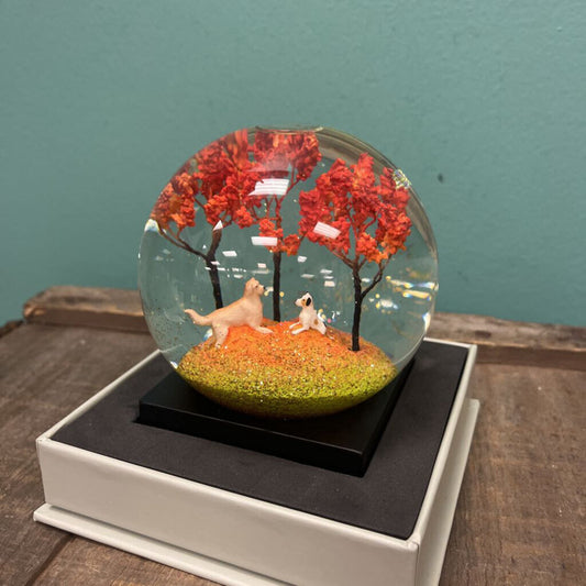 Cool Snow Globe Autumn Pals